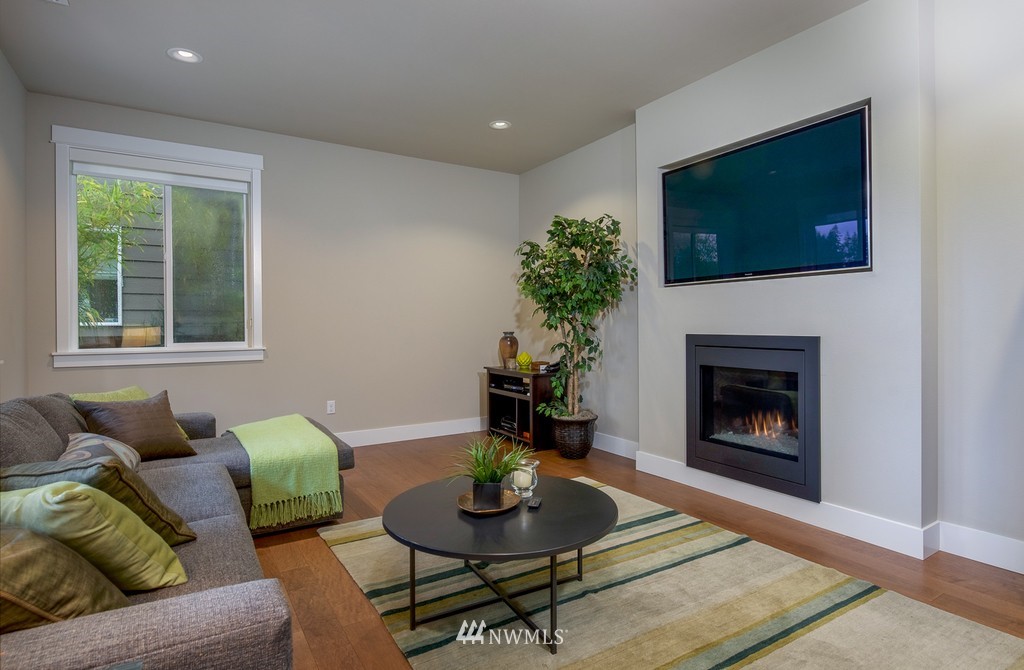 17713 36th Drive Southeast Bothell, WA 98012 - Photo 8 of 25