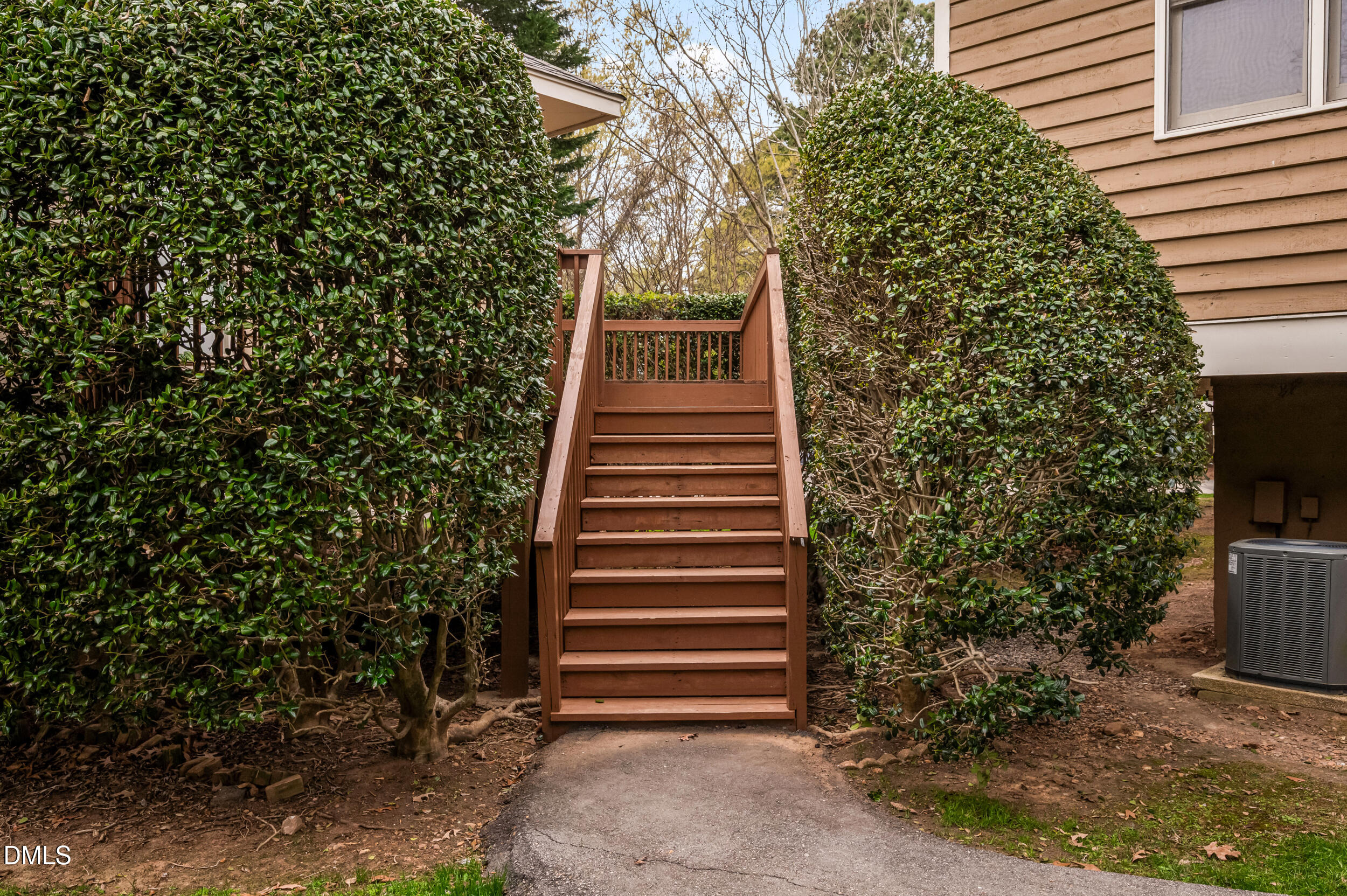 3506 Mill Run Raleigh, NC 27612 - Photo 4 of 28 Deck Stairs