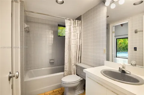 $4,295,000 | 142 Sans Souci Drive, Coral Gables, FL 33133