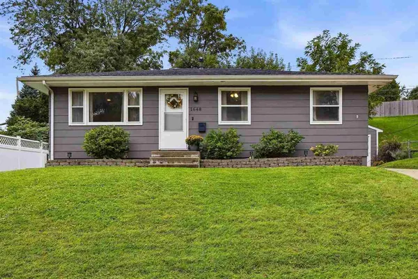 $225,000 | 1648 24th Street Northwest, Cedar Rapids, IA 52405