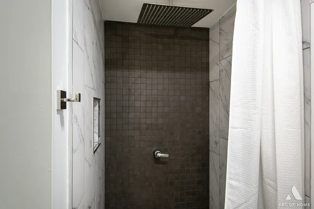 $575,000 | 775 Feather Sound Drive, Bolingbrook, IL 60440