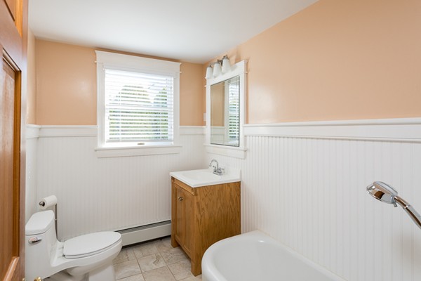 14 Stoddard Road Hingham, MA 02043 - Photo 8 of 27 Gallery Image 8