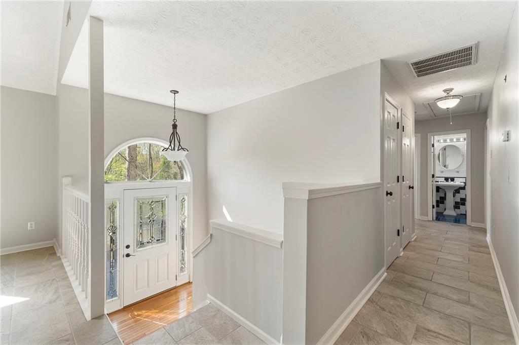 1311 Ridgeview Road Auburn, GA 30011 - Photo 4 of 21