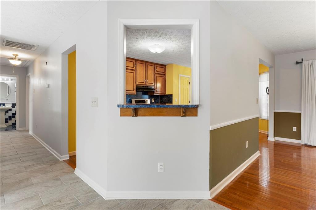 1311 Ridgeview Road Auburn, GA 30011 - Photo 8 of 21