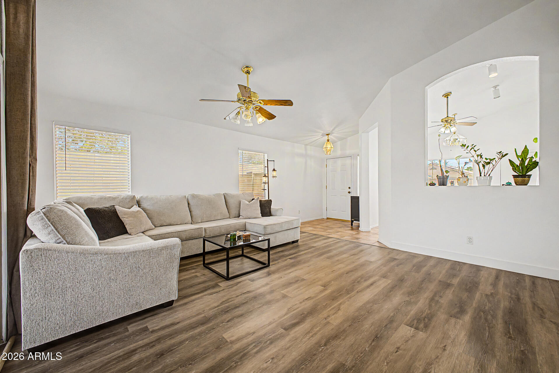 6906 West Phelps Road Peoria, AZ 85382 - Photo 4 of 19 05-Phelps