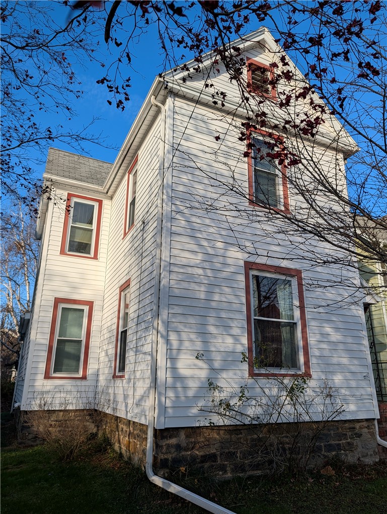 19 West Hazel Street Corning, NY 14830 - Photo 2 of 33