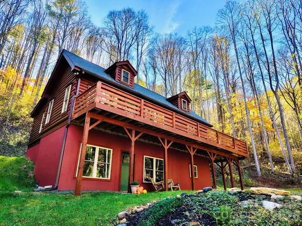 $649,000 | 3301 Highway 197, Burnsville, NC 28714