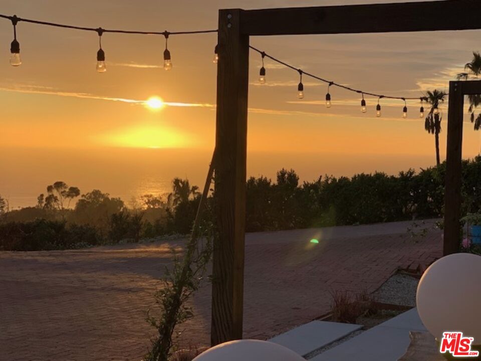 29910 Cuthbert Road Malibu, CA 90265 - Photo 21 of 22
