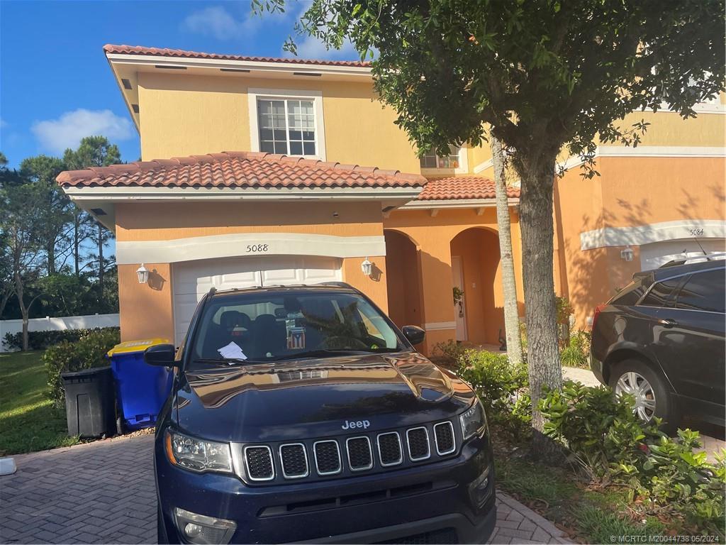 5088 Southeast Mariner Gdn Cir  