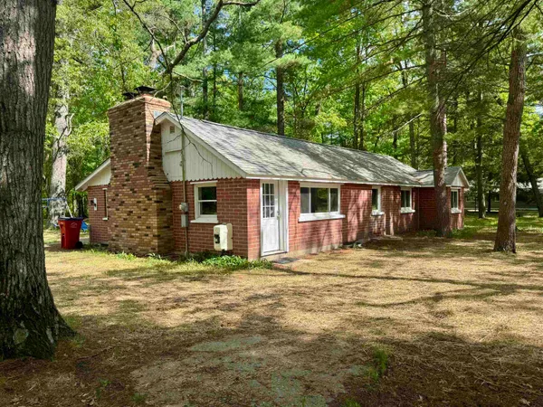 $169,900 | 84 North Imperial Drive, Tawas City, MI 48763