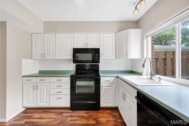 $169,900 | 13489 Beaulac Drive, Chesterfield, MO 63141