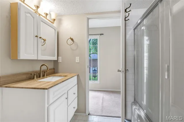 $169,900 | 13489 Beaulac Drive, Chesterfield, MO 63141