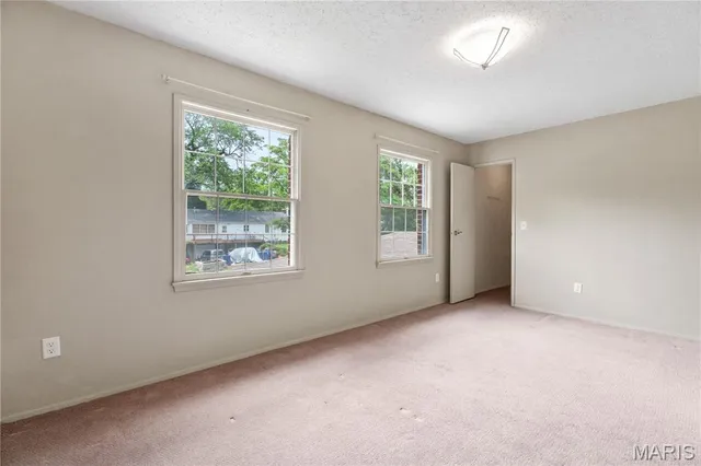 $169,900 | 13489 Beaulac Drive, Chesterfield, MO 63141