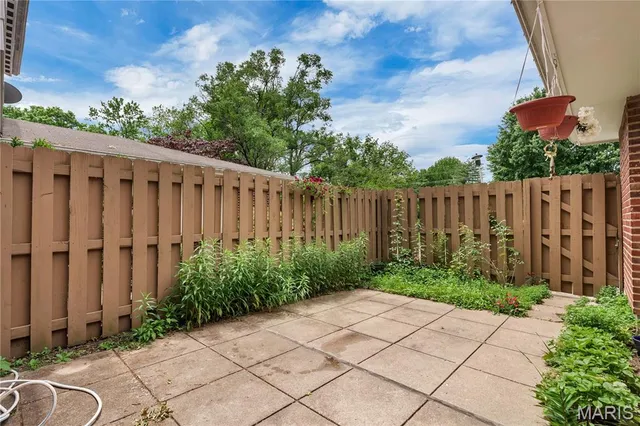 $169,900 | 13489 Beaulac Drive, Chesterfield, MO 63141