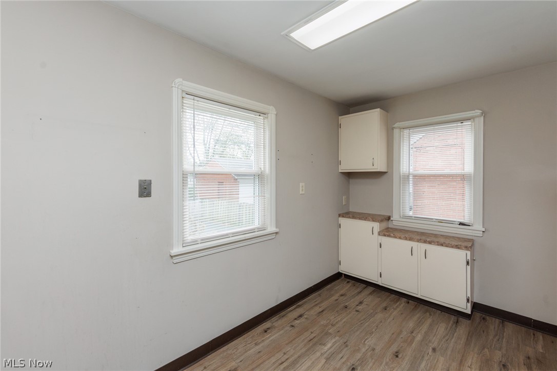 1551 Winchester Road Cleveland, OH 44124 - Photo 13 of 48