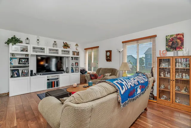 $363,000 | 2916 Sierra Avenue, Plainfield, IL 60586