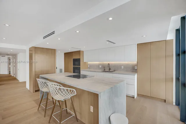 $11,500 | 1111 Crandon Boulevard, Unit A808, Key Biscayne, FL 33149