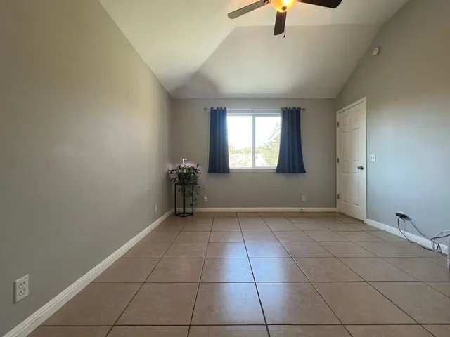 $1,695 | 223 Dana Drive, Hutto, TX 78634