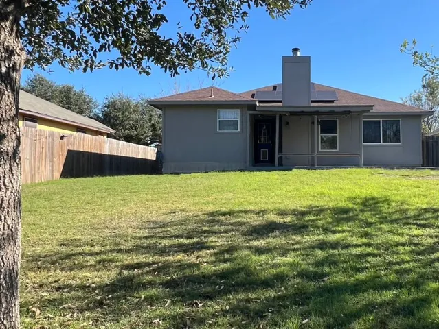 $1,695 | 223 Dana Drive, Hutto, TX 78634