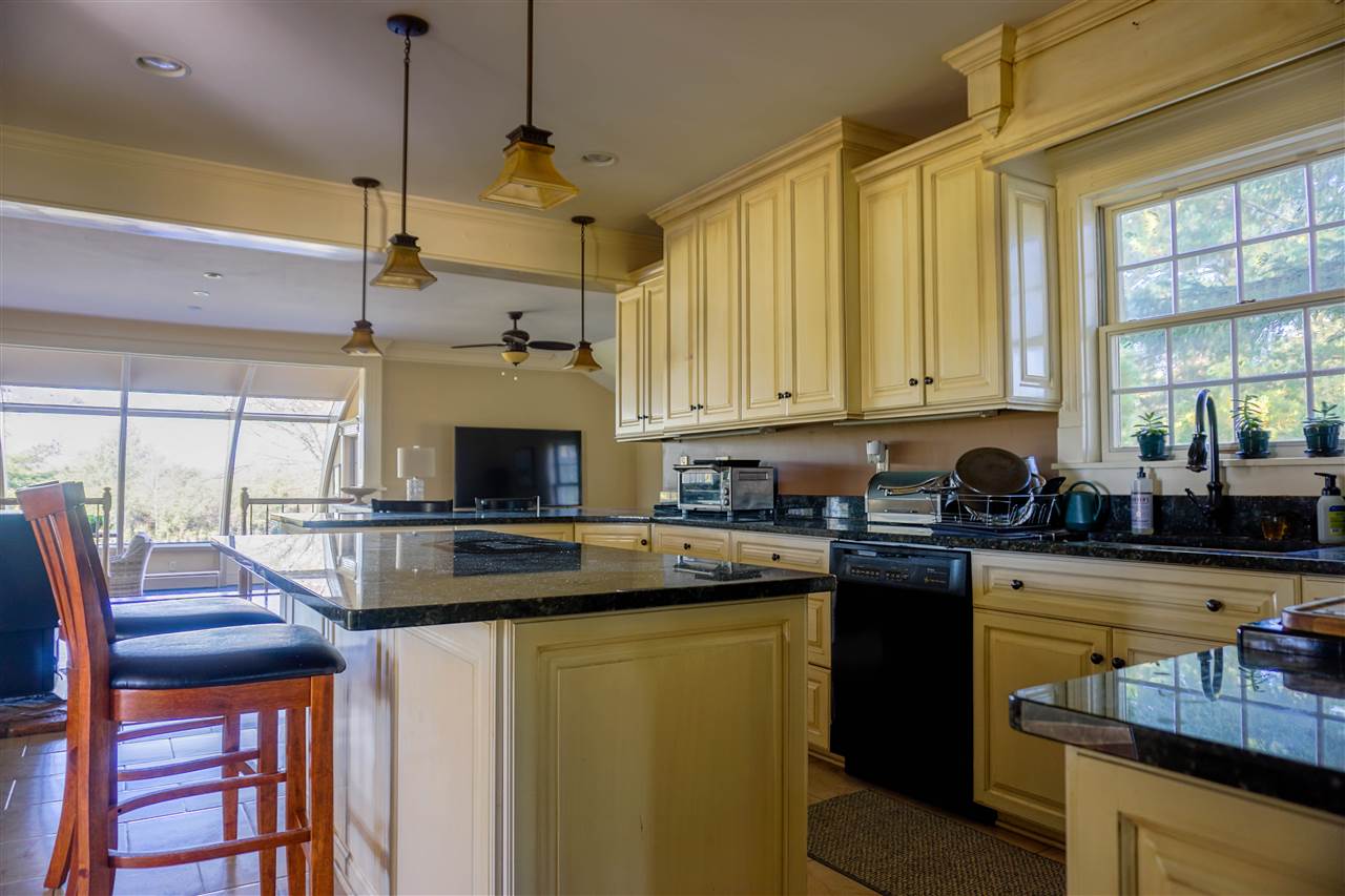 1578 Ferry Road Charlotte, VT 05445 - Photo 2 of 27