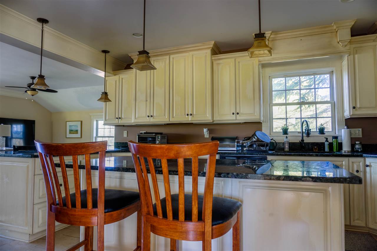 1578 Ferry Road Charlotte, VT 05445 - Photo 3 of 27