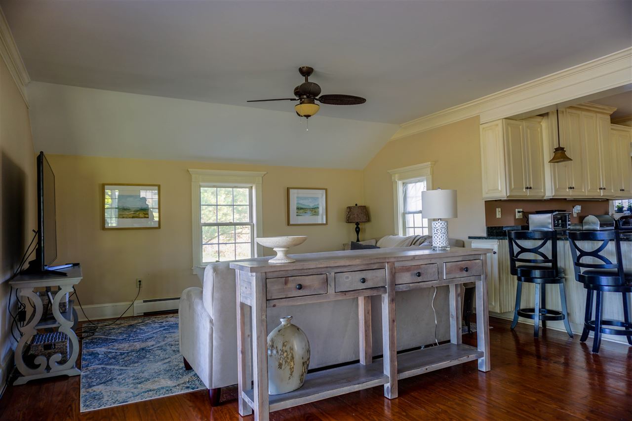 1578 Ferry Road Charlotte, VT 05445 - Photo 7 of 27