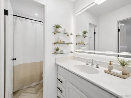 $369,900 | 8015 Caminito De Pizza, Unit E, San Diego, CA 92108