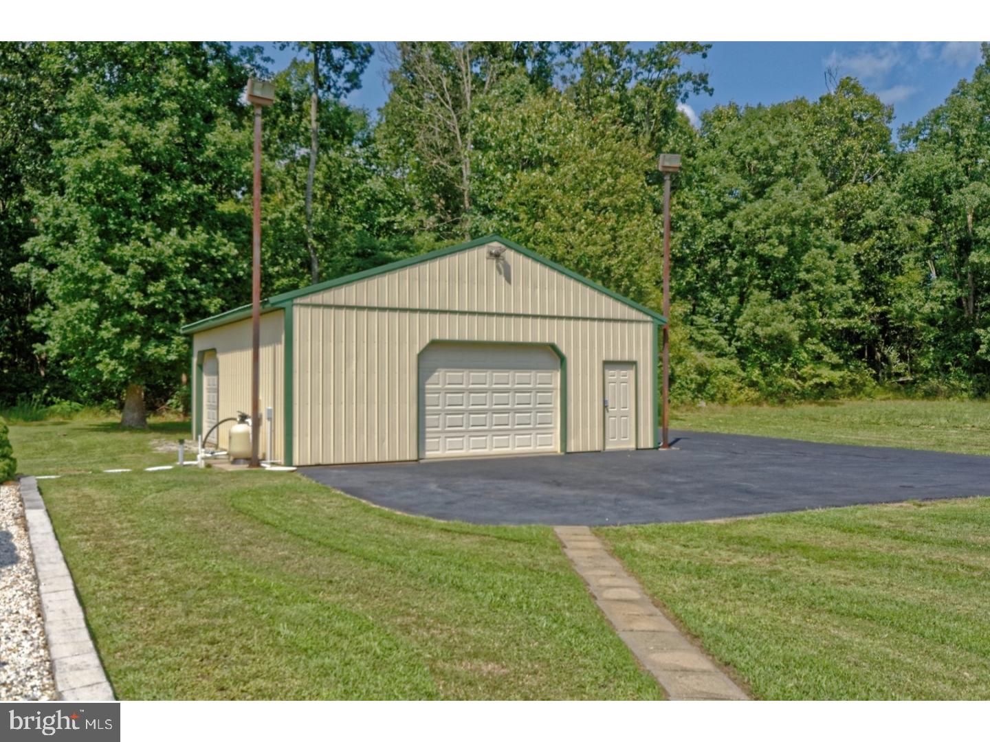 1085 Dutch Mill Road Newfield, NJ 08344 - Photo 17 of 22 Gallery Image 17