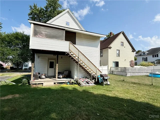 $1,400 | 213 North Seward Avenue, Auburn, NY 13021
