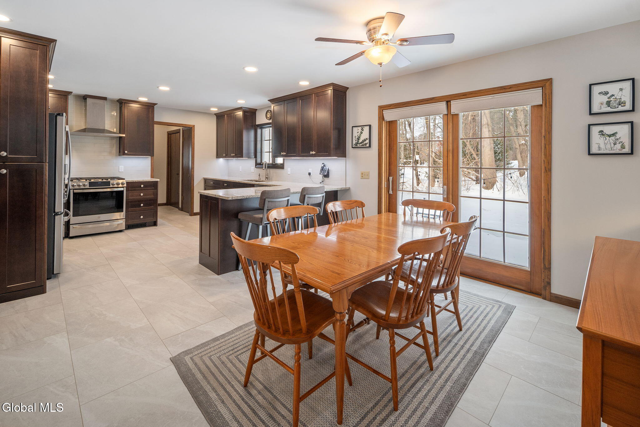 214 Benjamin Street Guilderland, NY 12303 - Photo 11 of 76 23-214BenjaminSt_23