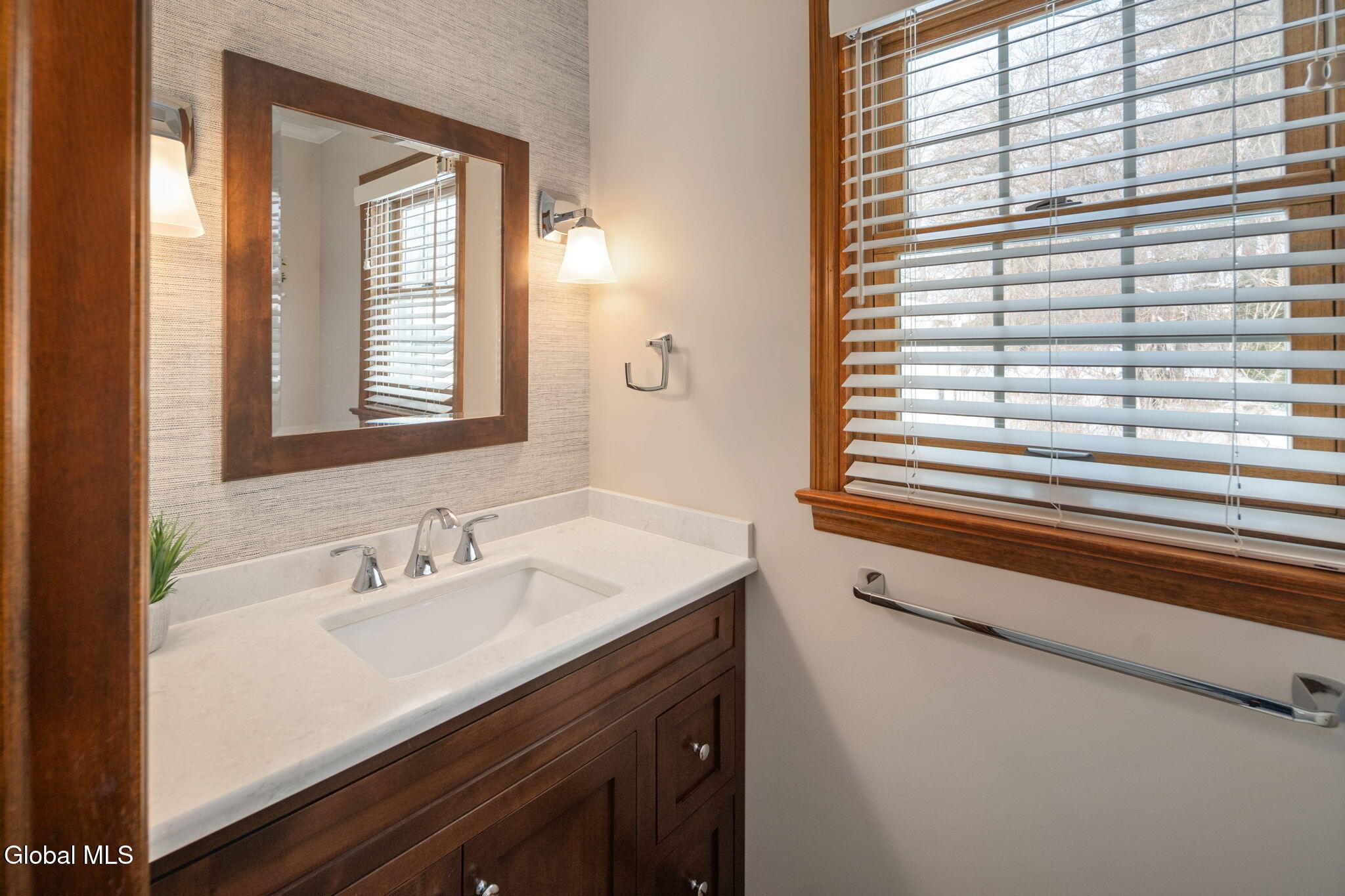 214 Benjamin Street Guilderland, NY 12303 - Photo 26 of 76 29-214BenjaminSt_29