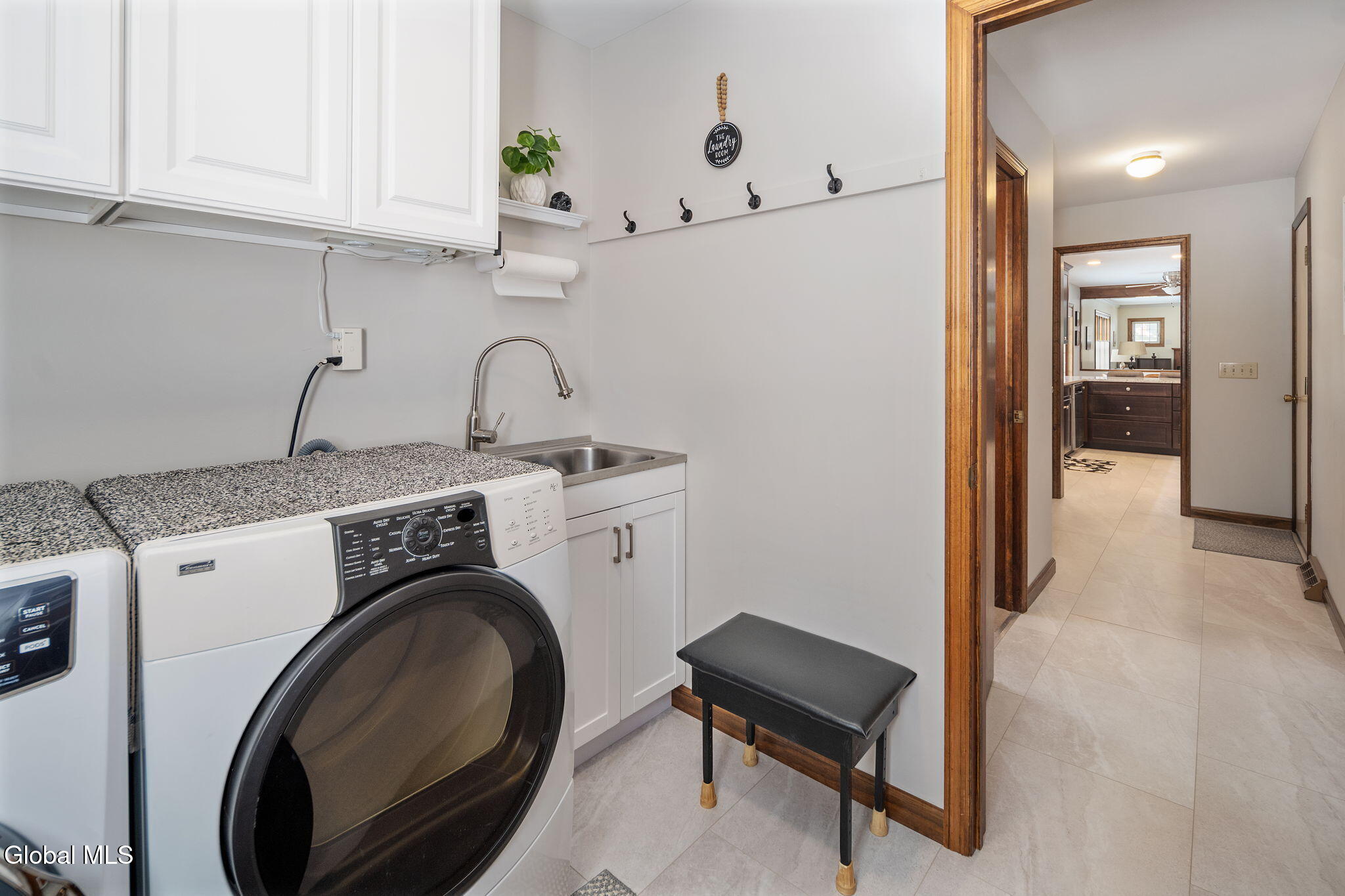 214 Benjamin Street Guilderland, NY 12303 - Photo 27 of 76 30-214BenjaminSt_30