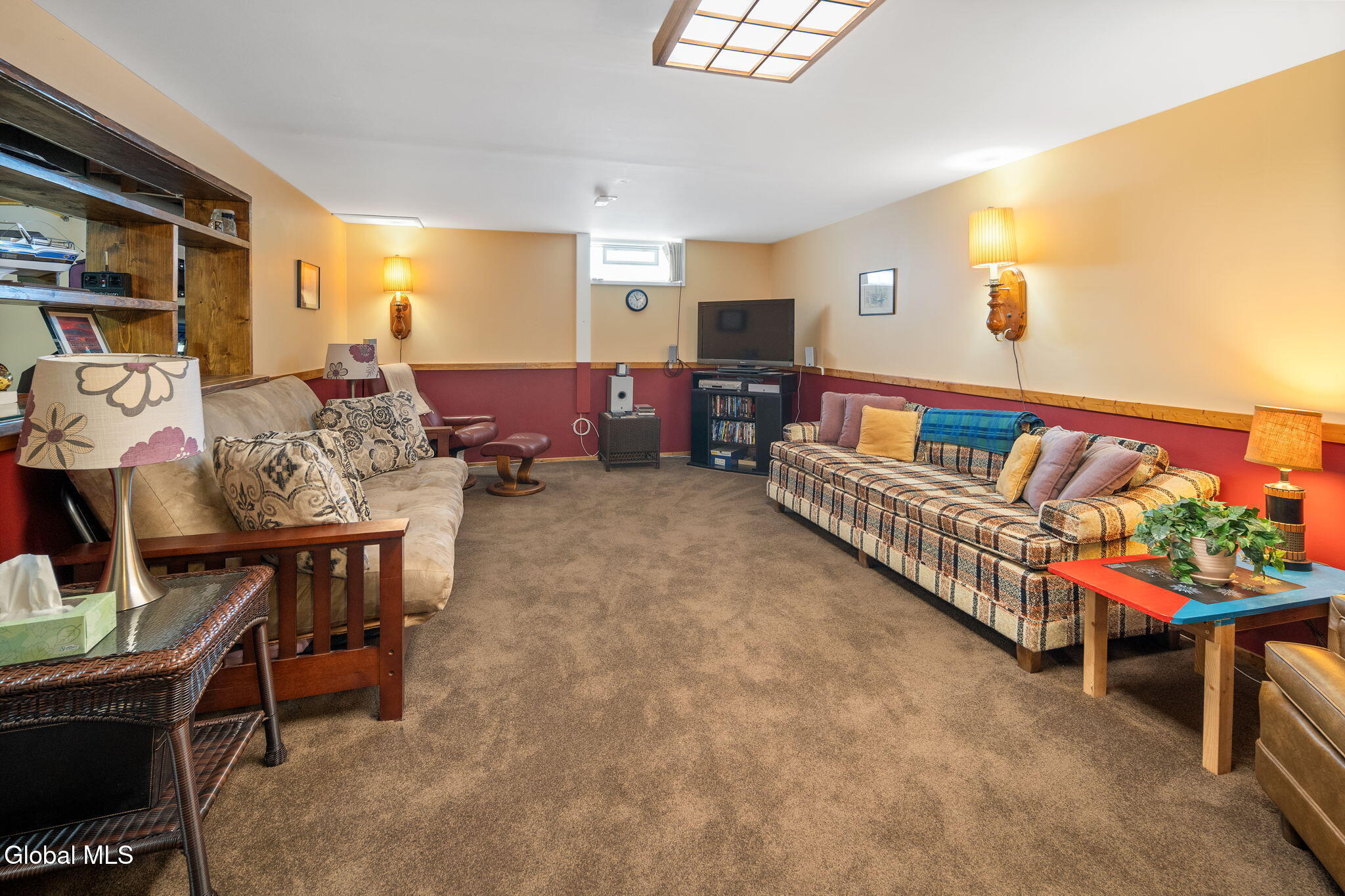 214 Benjamin Street Guilderland, NY 12303 - Photo 53 of 76 52-214BenjaminSt_52