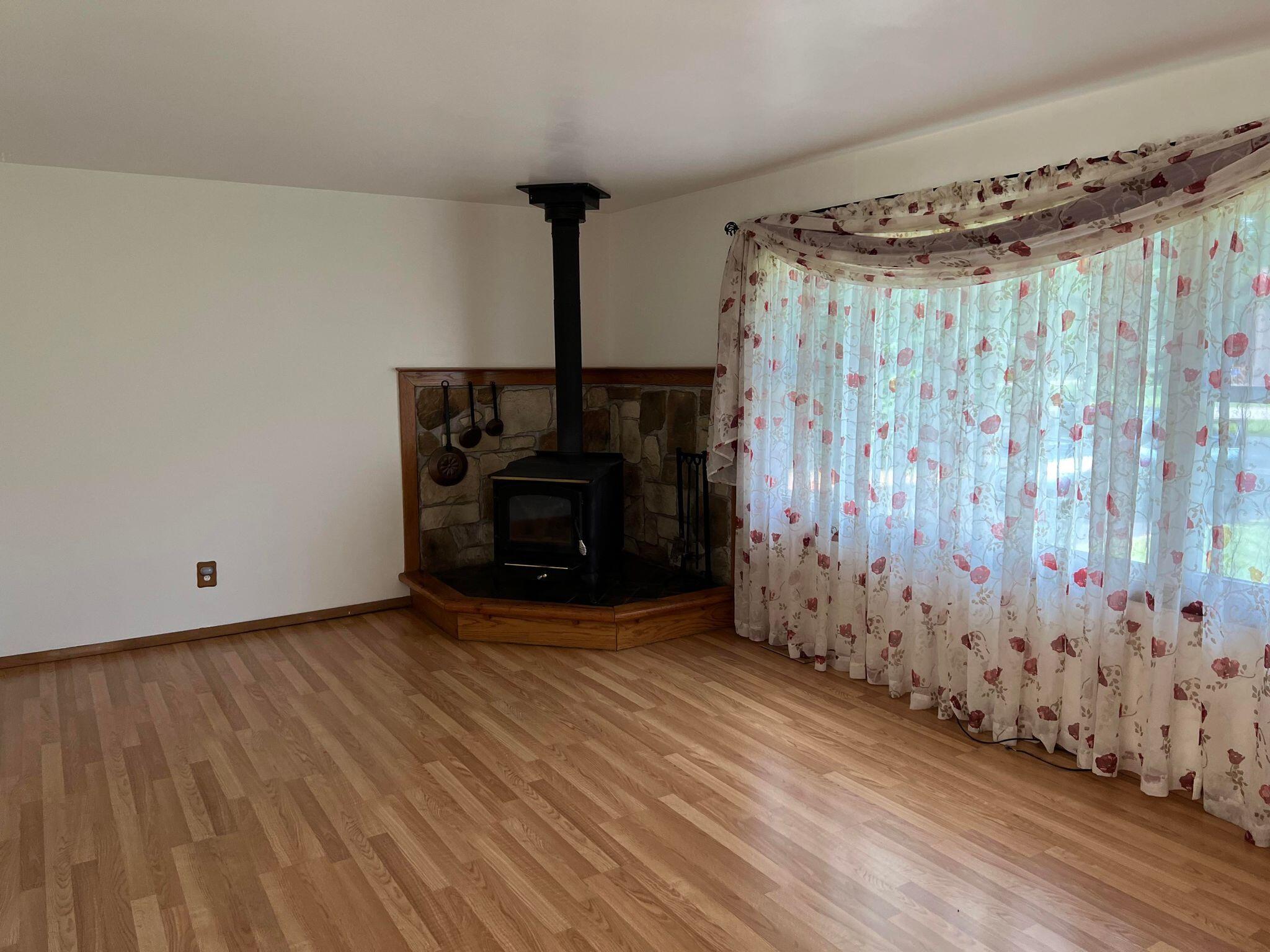 120 Russell Court Alpena, MI 49707 - Photo 5 of 11 Gallery Image 5