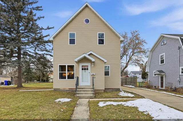 $265,000 | 524 East Mckinley Street, Appleton, WI 54915