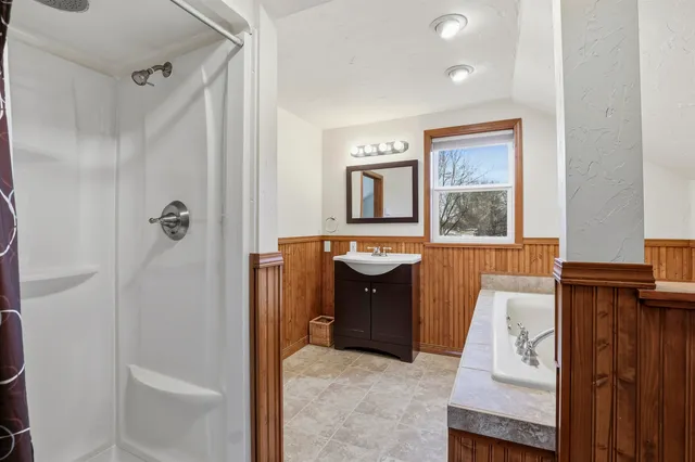 $265,000 | 524 East Mckinley Street, Appleton, WI 54915