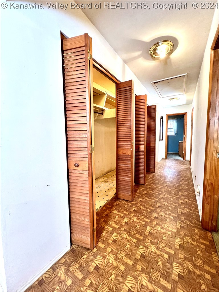 902 Rutledge Road Charleston, WV 25311 - Photo 22 of 42 Gallery Image 22