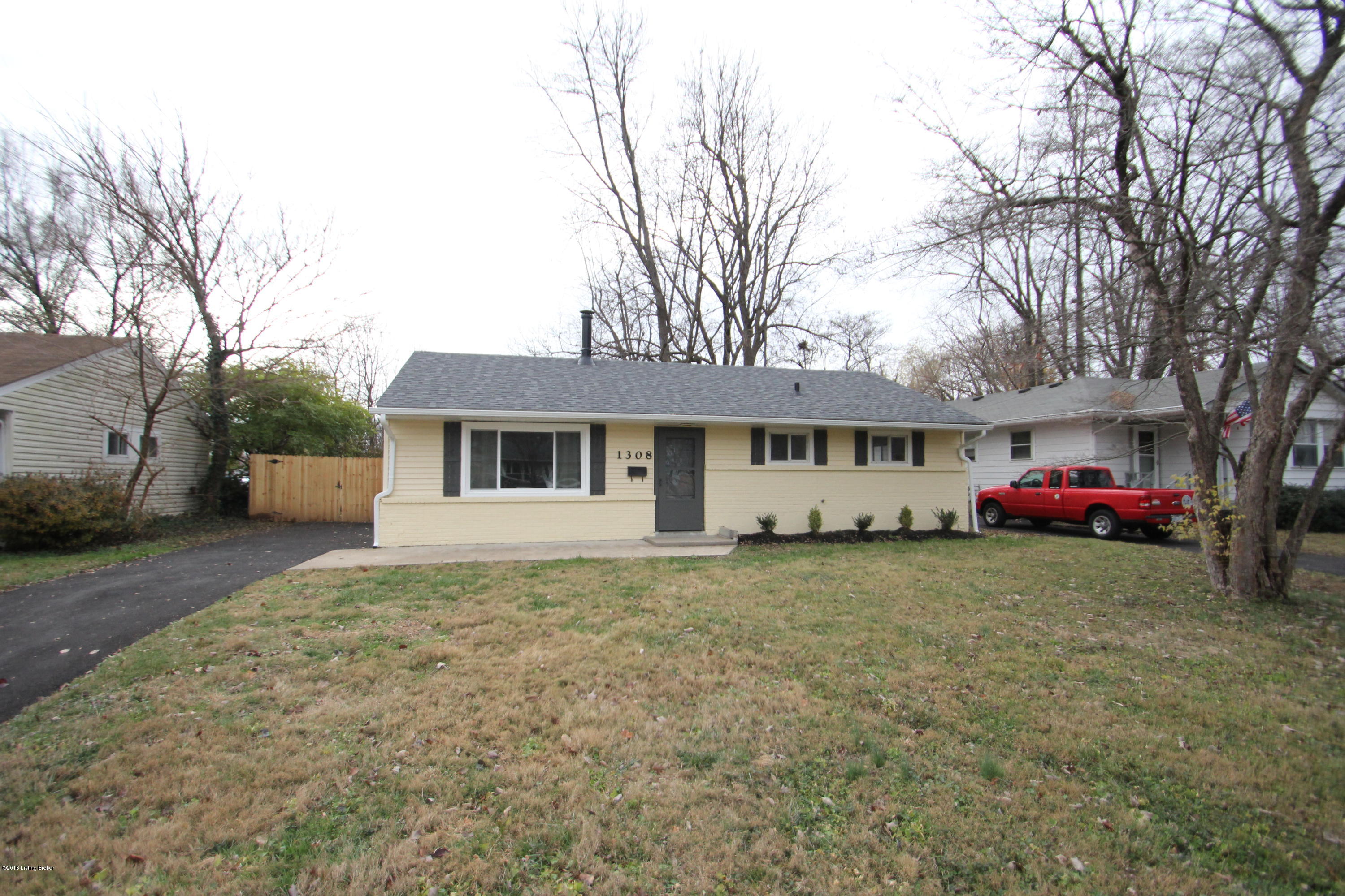 1308 Mark Trail Road Louisville, KY 40242 - Photo 2 of 23 IMG_0504 mark trail