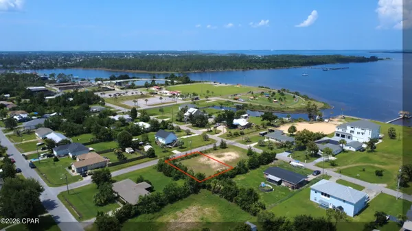 $75,000 | 1006 West 3rd Street, Lynn Haven, FL 32444