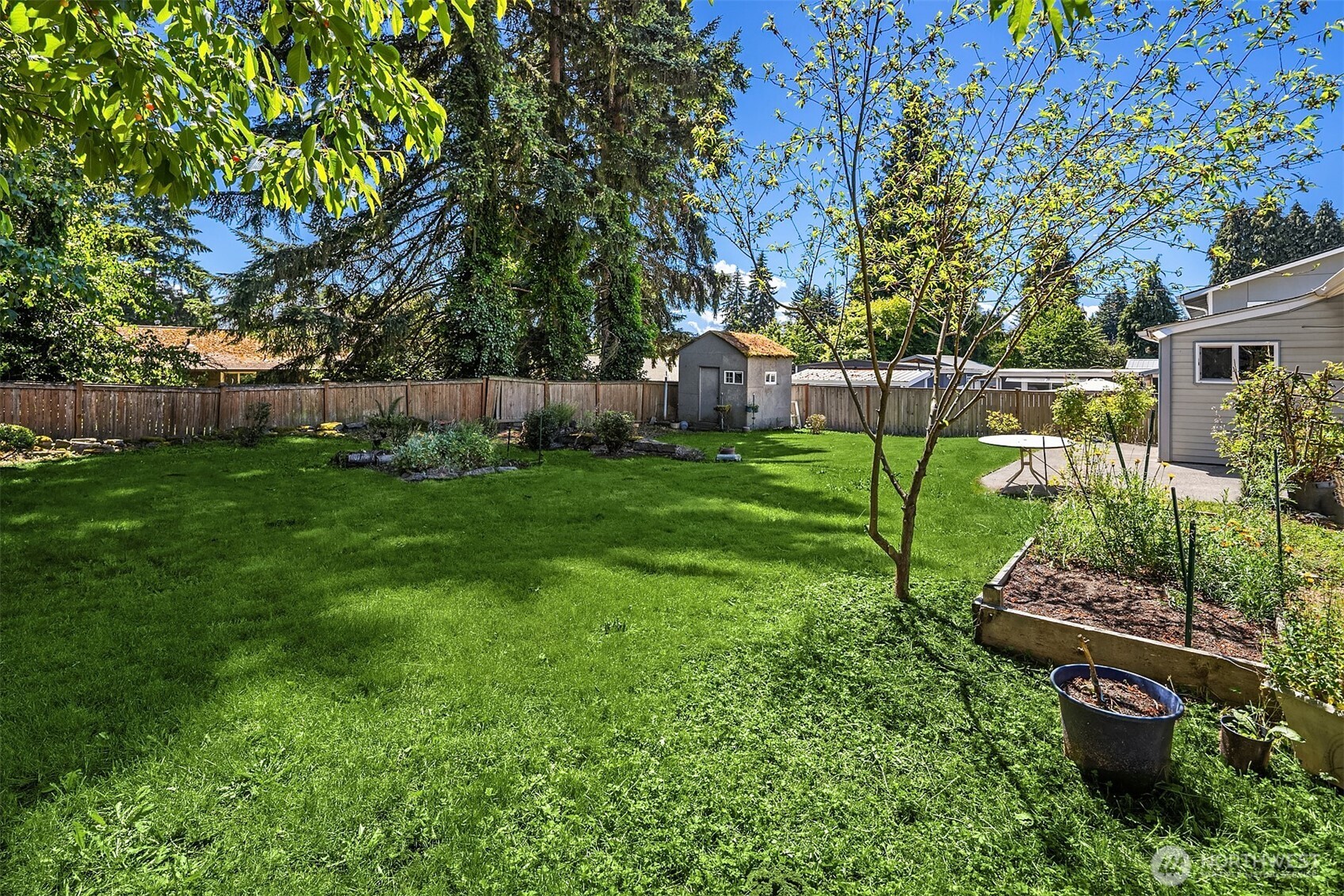 4009 Northeast 23rd Place Renton, WA 98056 - Photo 4 of 19