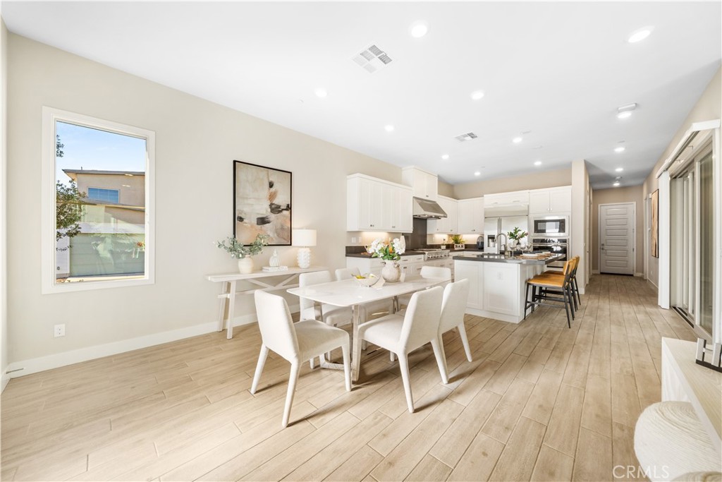 151 Scale Irvine, CA 92618 - Photo 13 of 70