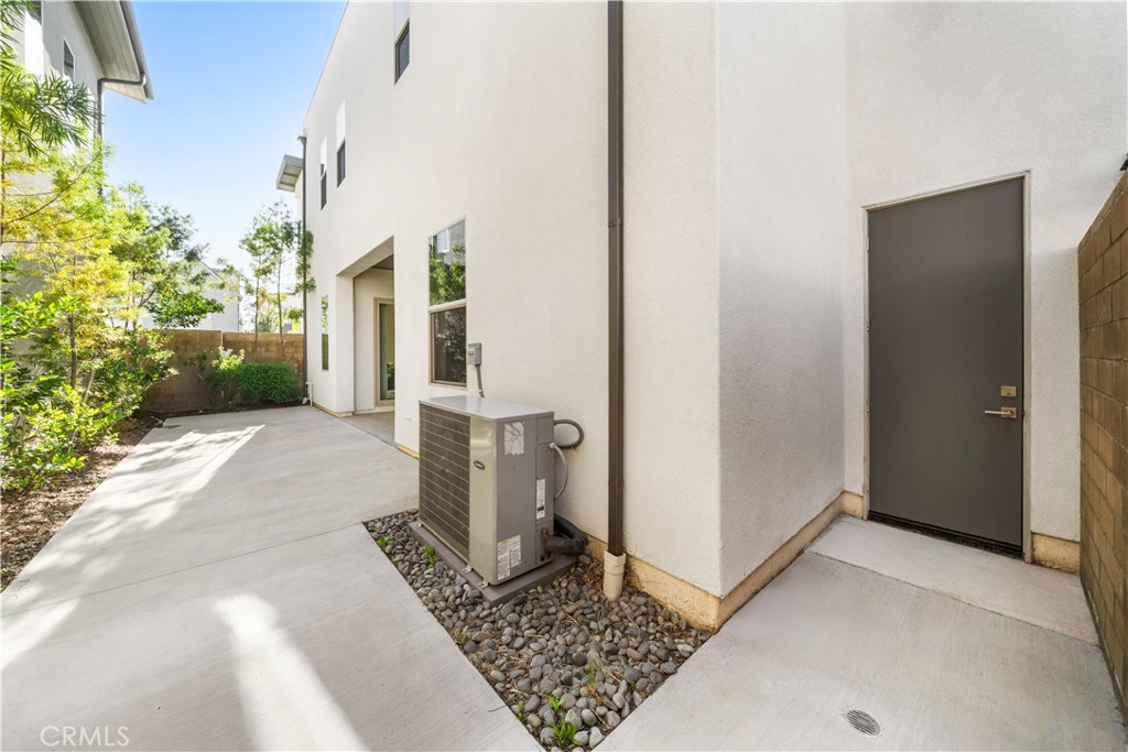 151 Scale Irvine, CA 92618 - Photo 22 of 70