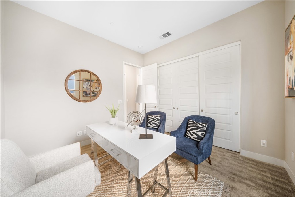 151 Scale Irvine, CA 92618 - Photo 25 of 70