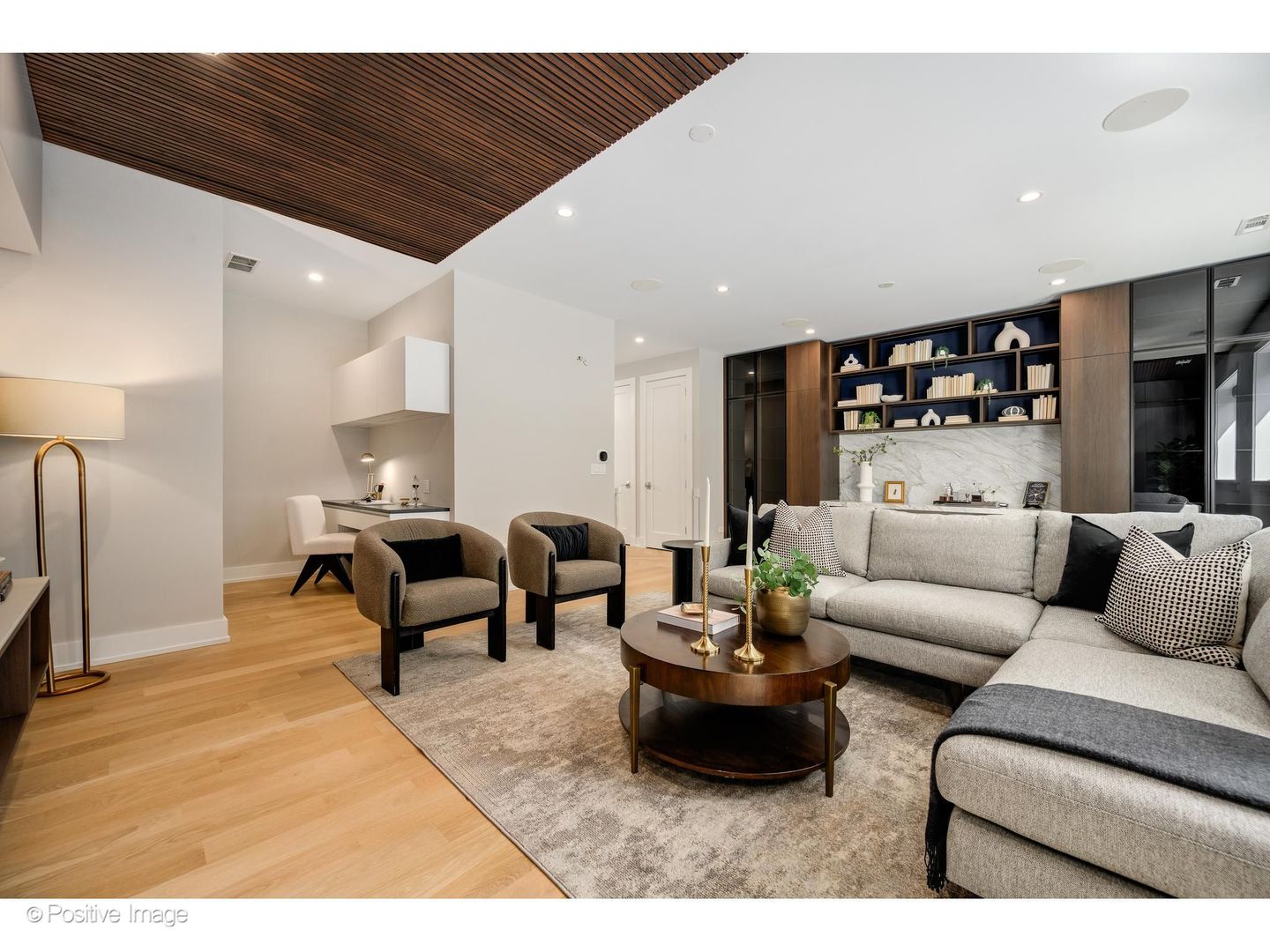 220 South Green Street, Unit 4S Chicago, IL 60607 - Photo 30 of 42 Gallery Image 30