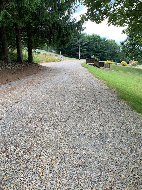 895 Edmon Road Apollo, PA 15613 - Photo 22 of 24