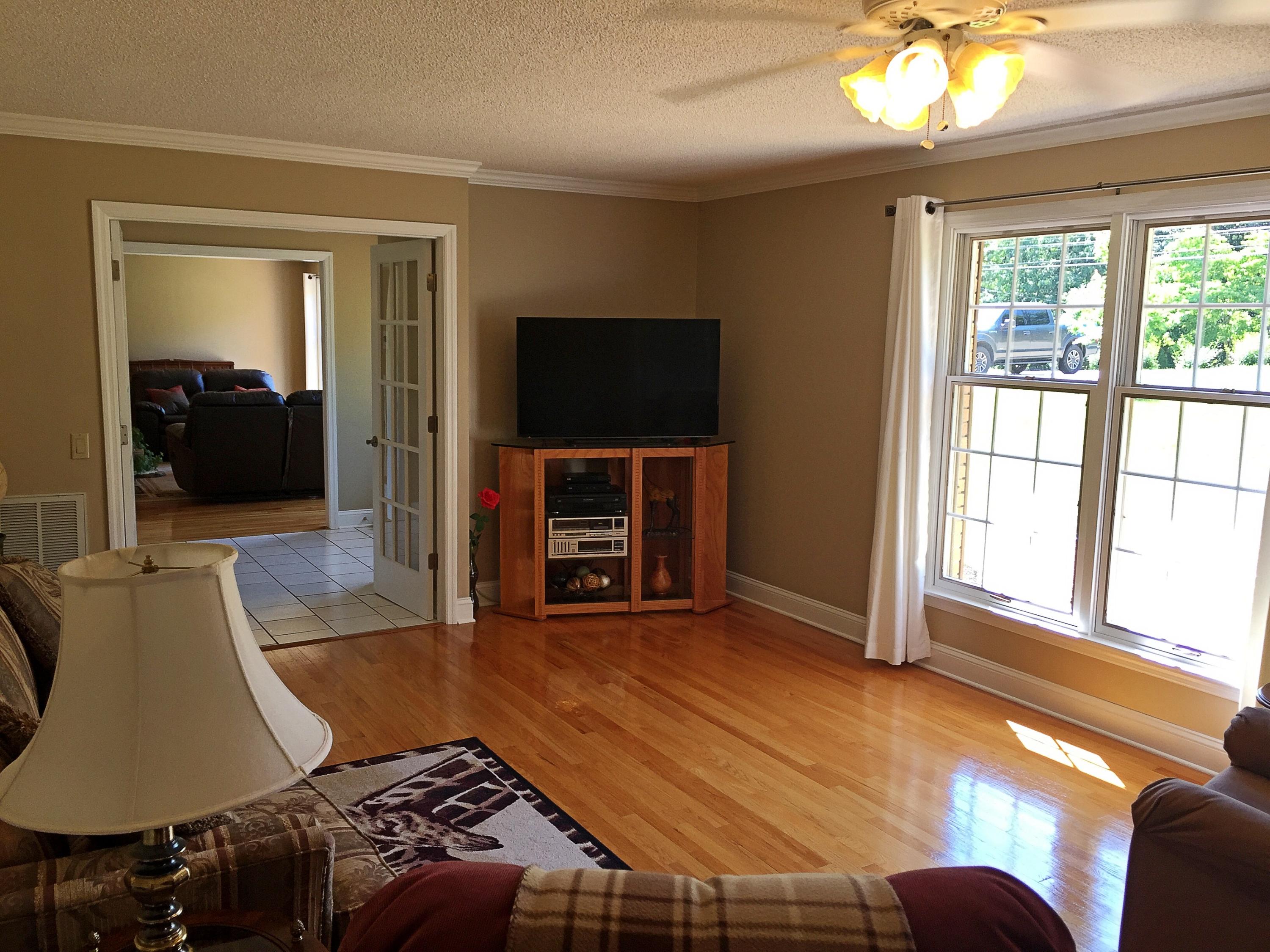 634 Hurricane Creek Road Chattanooga, TN 37421 - Photo 6 of 25 IMG_1326