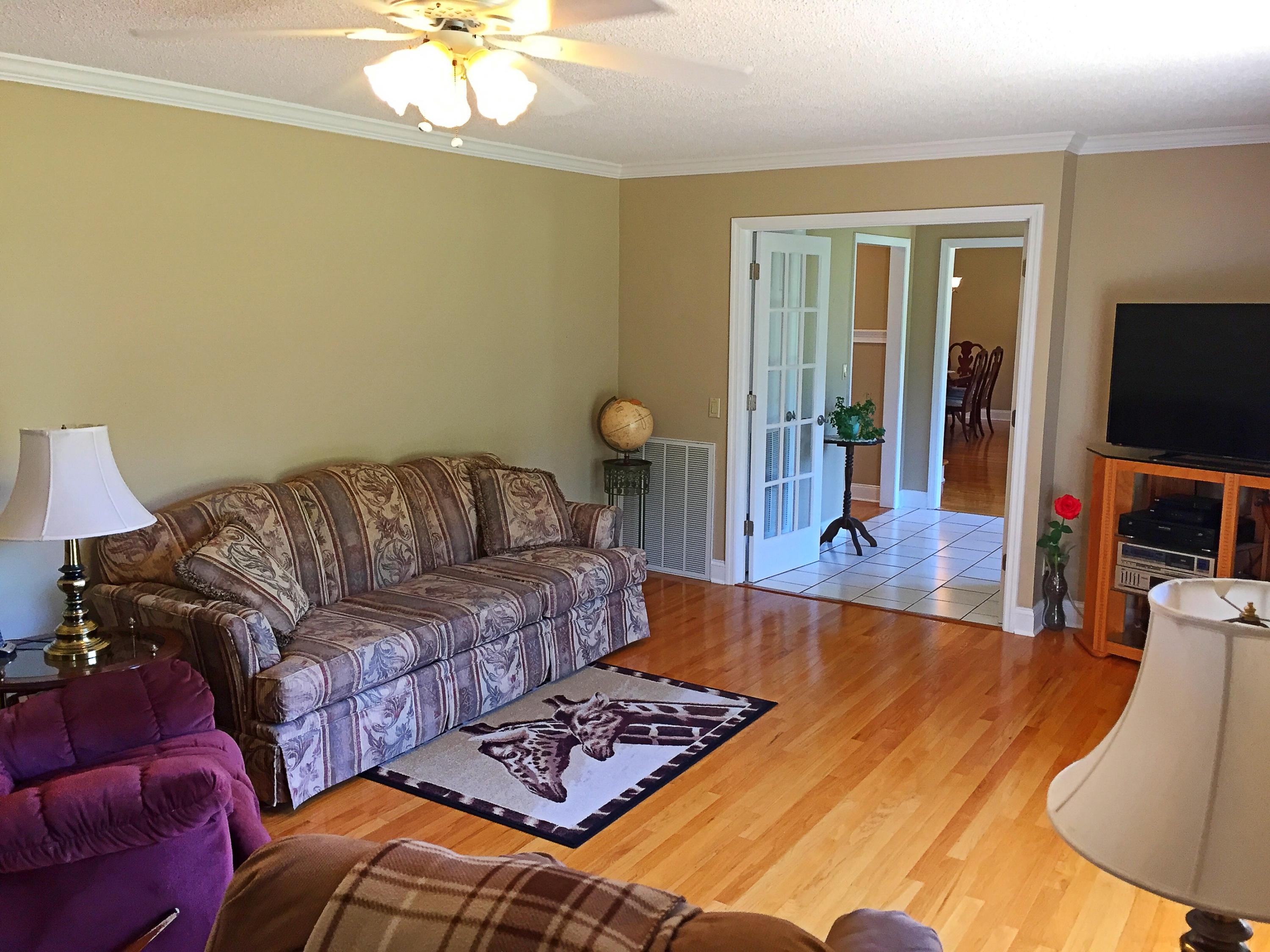 634 Hurricane Creek Road Chattanooga, TN 37421 - Photo 7 of 25 IMG_1327