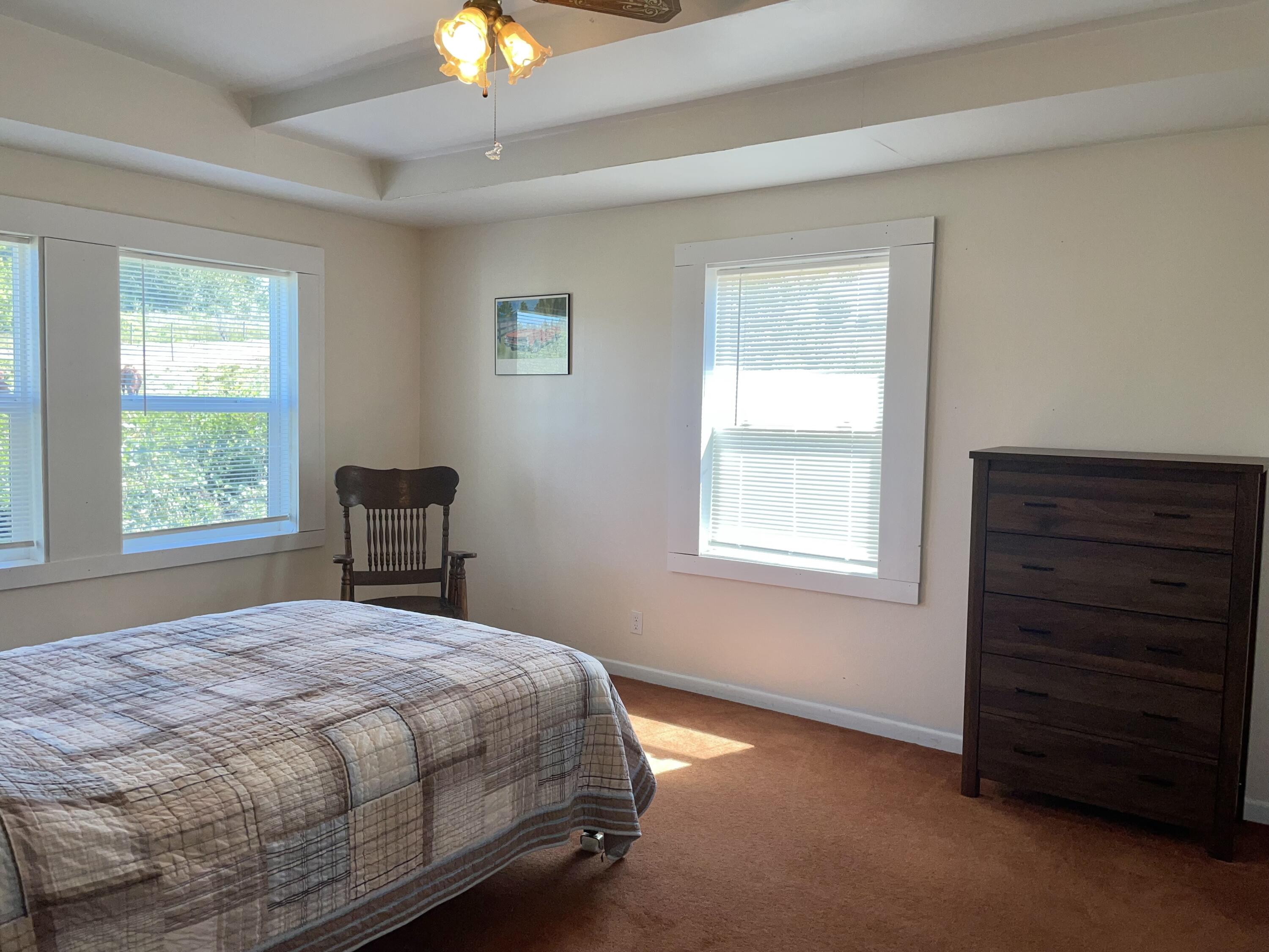 3145 Helms Road Grants Pass, OR 97527 - Photo 27 of 79 IMG_0943