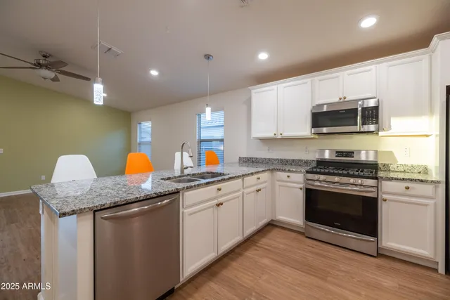 $420,000 | 6230 South 34th Drive, Phoenix, AZ 85041