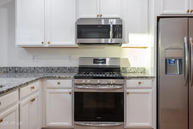 $420,000 | 6230 South 34th Drive, Phoenix, AZ 85041